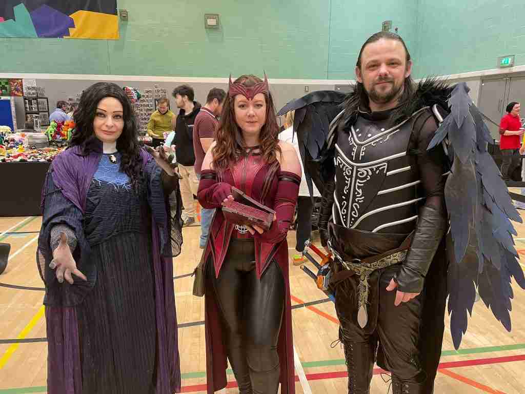 Agatha Harkness, Scarlet Witch and a winged warrior