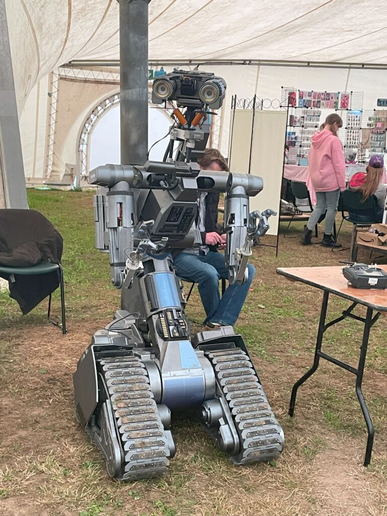 Johhny 5 from Short Circuit - Comic Con 25