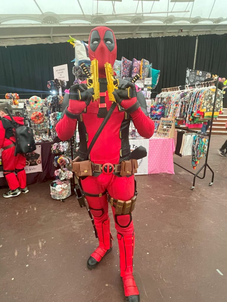 Deadpool - Comic Con 25