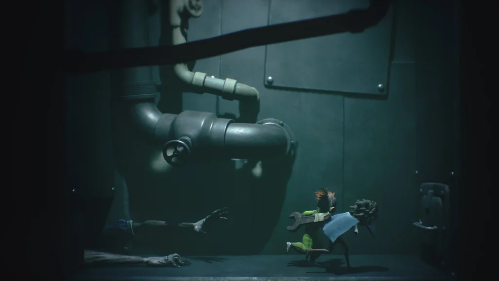 While running from enemies, you must still work together to escape - Little Nightmares III