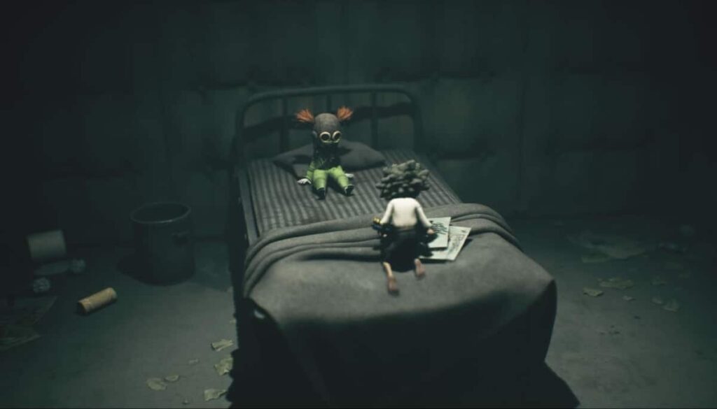 Low and Alone, together in Low's room - Little Nightmares III