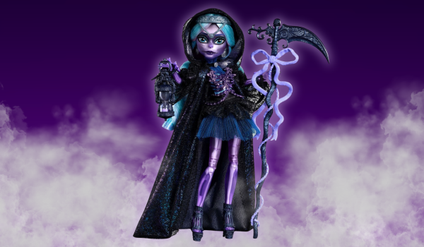 monster high river styxx doll in her new scullector form. Shows a doll with a scythe.