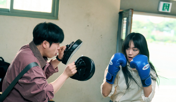 Important characters Left: Bong Geun-dae Right: Im Han-rim, learning to box - Teach You A Lesson